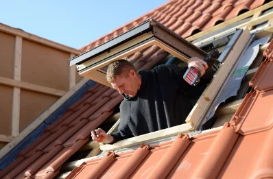 Pose de fenêtres de toit Velux à Bourgeauville